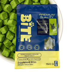BITE freeze-dried chicken and cat grass treats for cats Malaysia